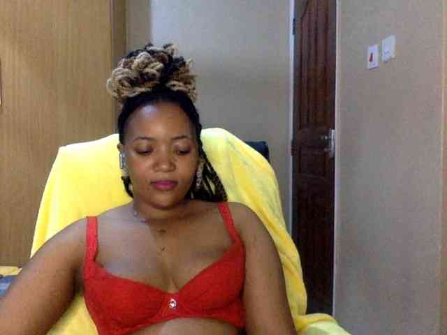 Queensophie22 webcam