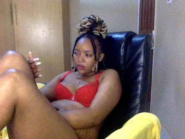 Queensophie22 webcam