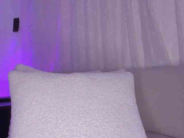 cutte-hanna18 webcam