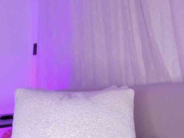 cutte-hanna18 webcam