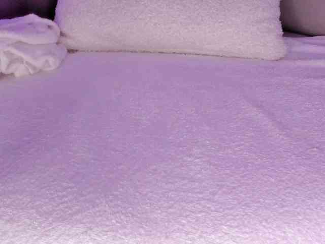 cutte-hanna18 webcam