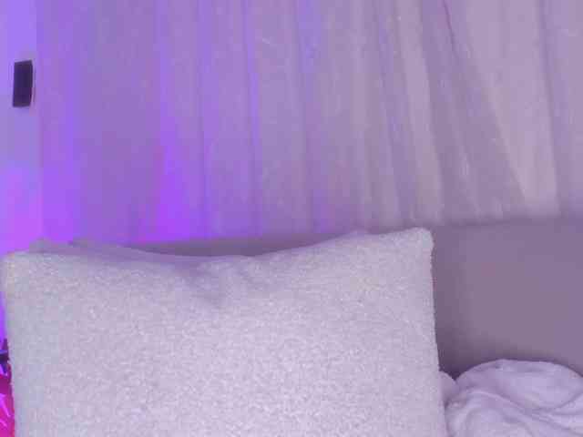 cutte-hanna18 Live Webcam on BongaCams