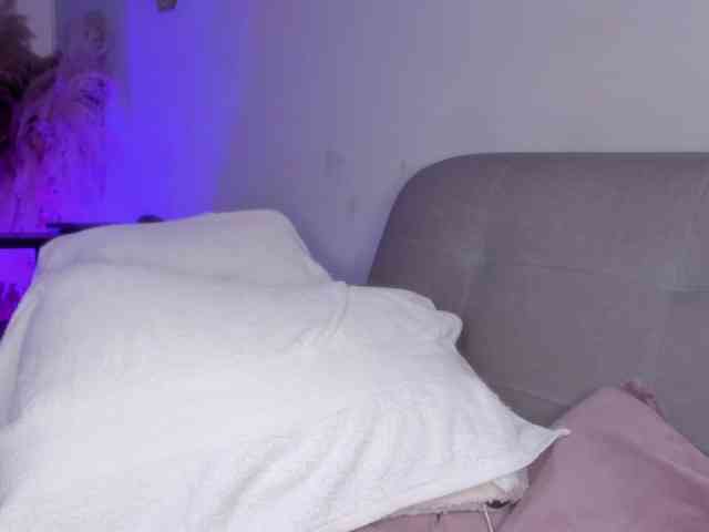 cutte-hanna18 webcam