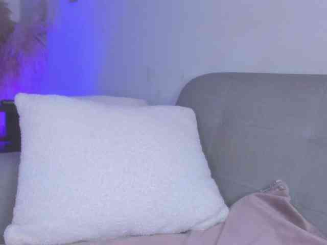 cutte-hanna18 webcam