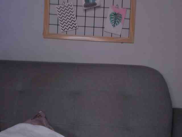 cutte-hanna18 webcam