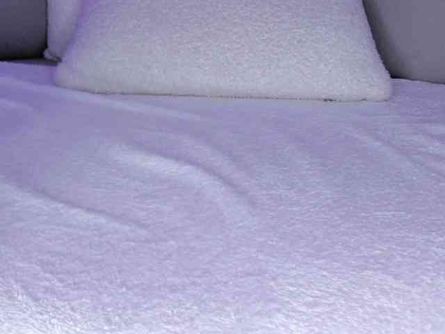 cutte-hanna18 webcam