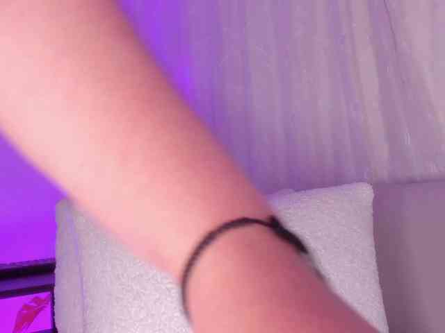 cutte-hanna18 webcam