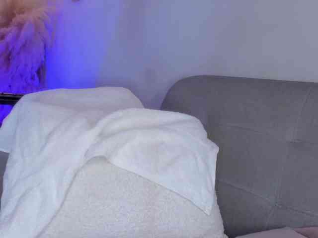 cutte-hanna18 webcam
