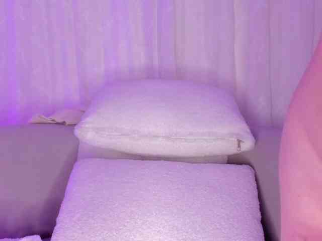 cutte-hanna18 webcam