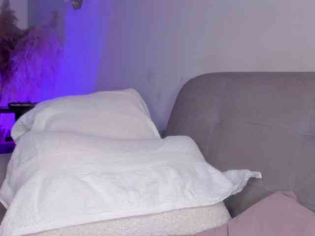 cutte-hanna18 webcam