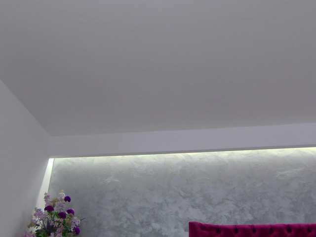  EmilyxJames chat room