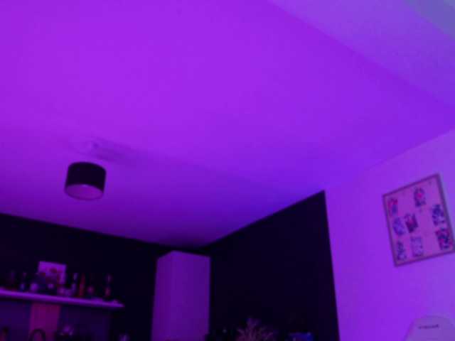 EmilyxJames's BongaCams show and profile