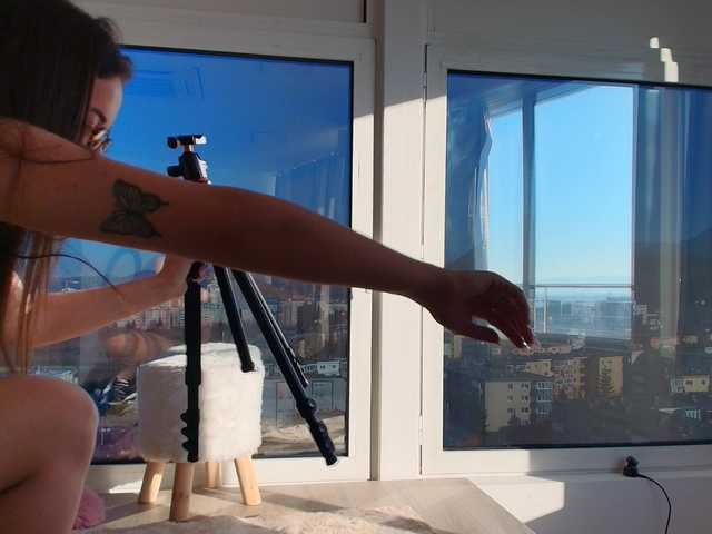 EmilyxJames's BongaCams show and profile