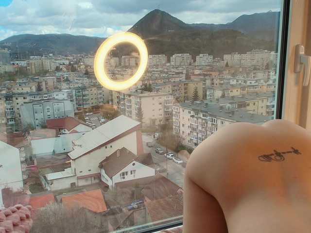 EmilyxJames's BongaCams show and profile