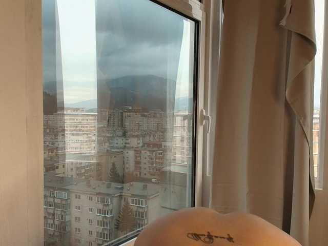 EmilyxJames's BongaCams show and profile