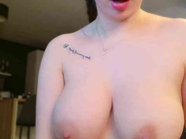 EmilyxJames webcam