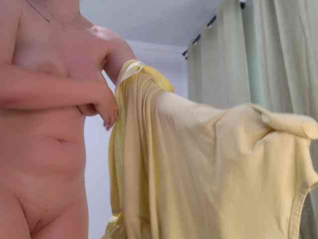 EmilyxJames webcam