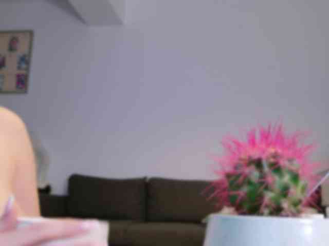 EmilyxJames webcam