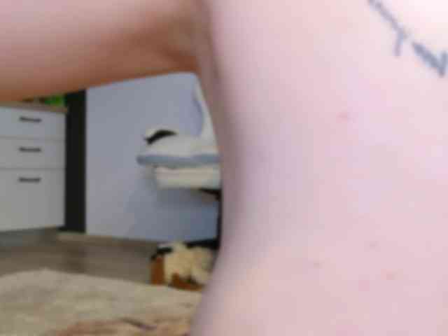 EmilyxJames webcam