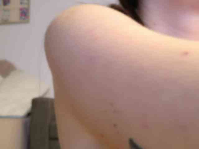 EmilyxJames Live Webcam on BongaCams
