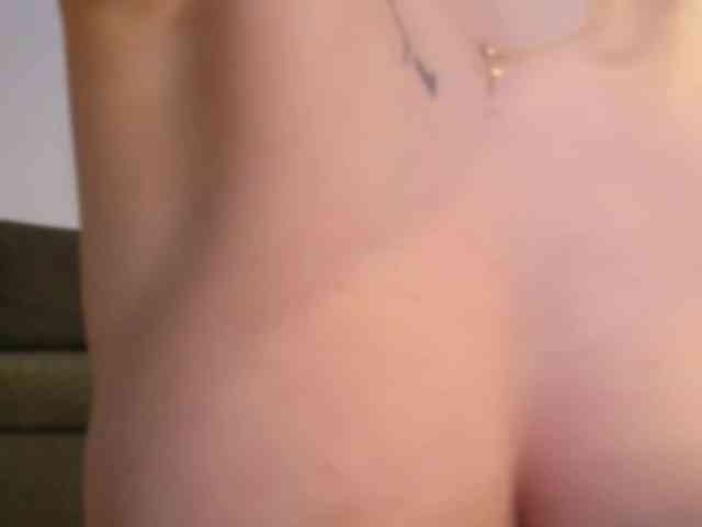EmilyxJames webcam