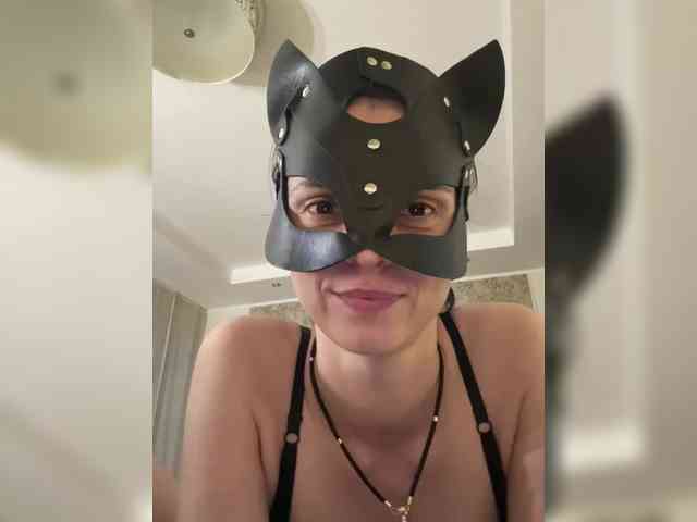 SexyMilf23 webcam