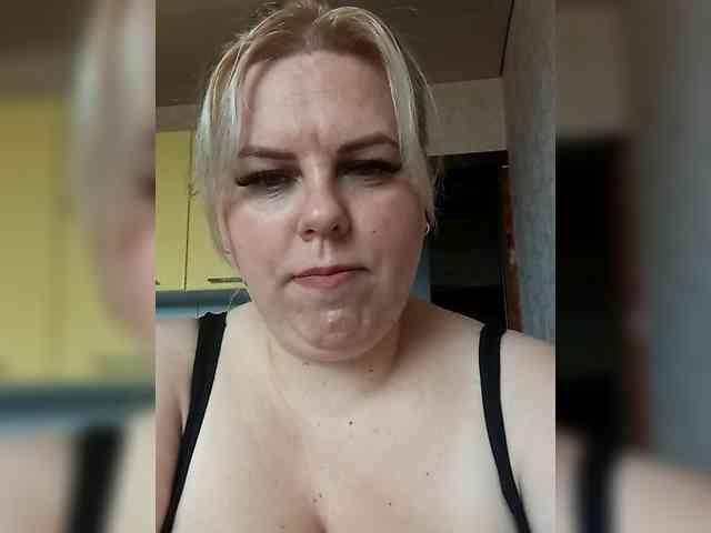 blondy_girl1499 webcam