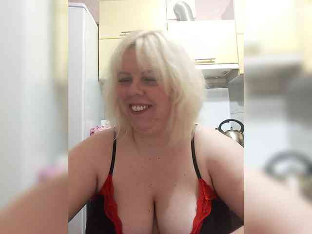 blondy_girl1499 webcam