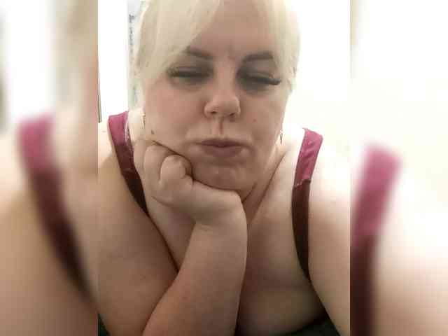 blondy_girl1499 webcam