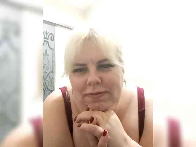 blondy_girl1499 webcam