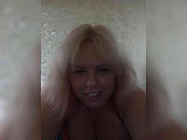 blondy_girl1499 webcam