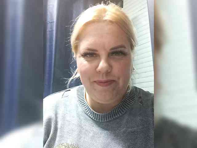 blondy_girl1499 webcam