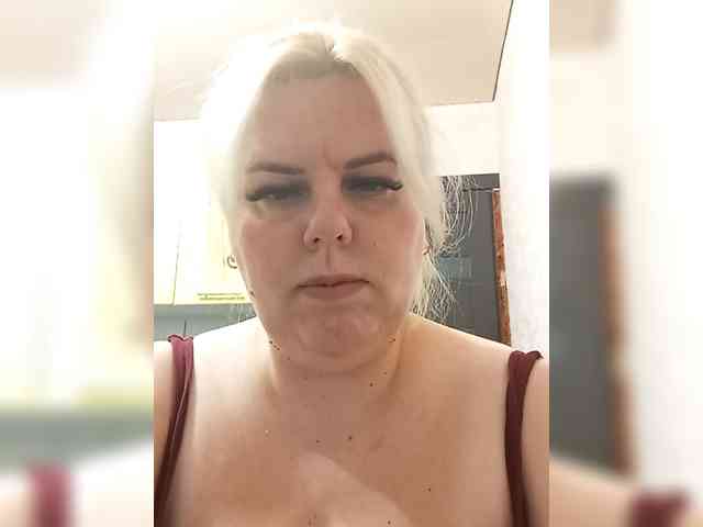 blondy_girl1499 webcam