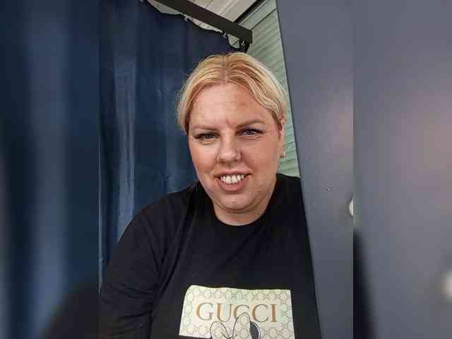 blondy_girl1499 webcam