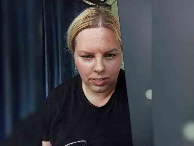 blondy_girl1499 webcam