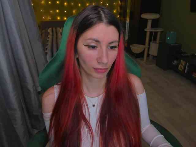 Girlfromanothercity webcam