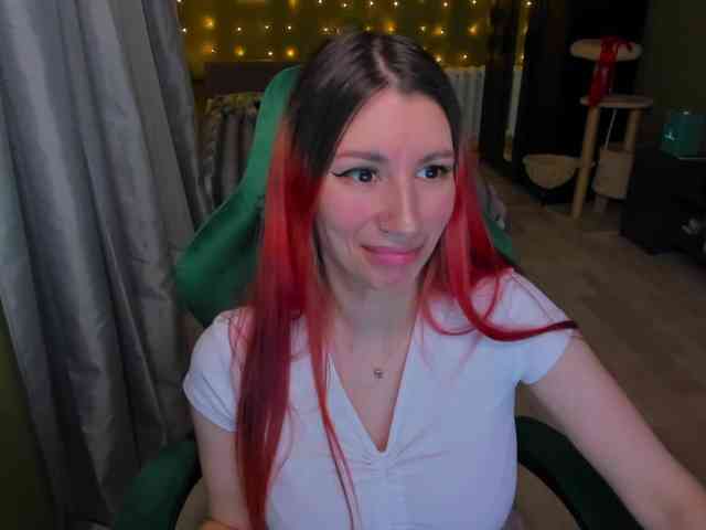 Girlfromanothercity webcam