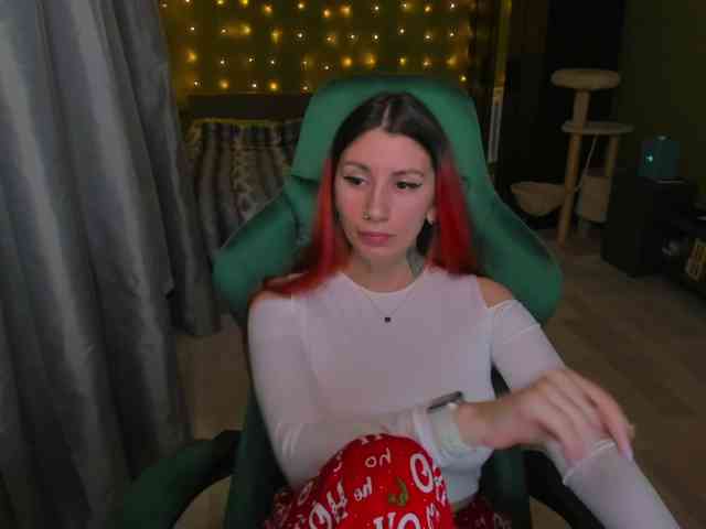 Girlfromanothercity webcam