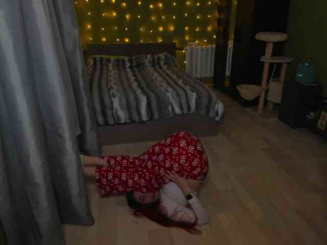 Girlfromanothercity webcam