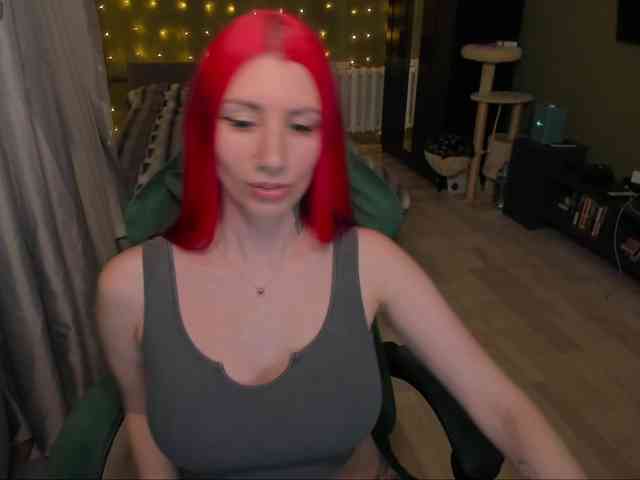 Girlfromanothercity webcam