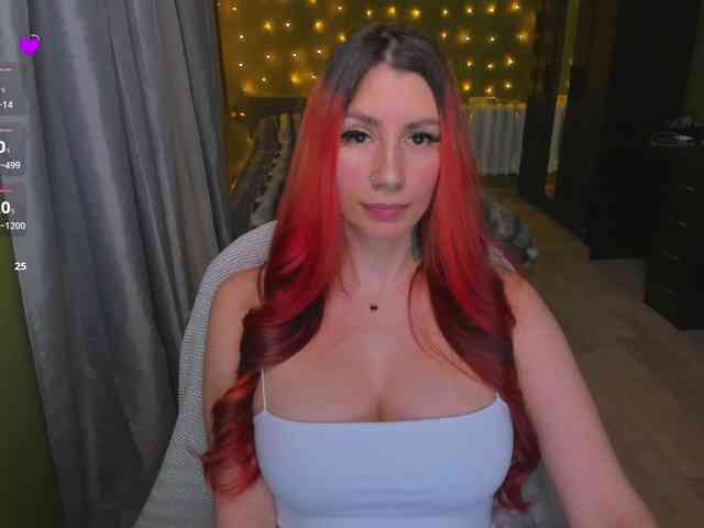 Girlfromanothercity webcam