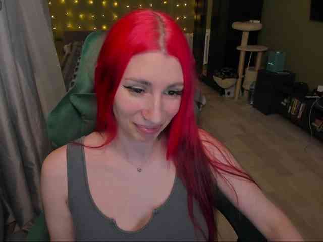 Girlfromanothercity webcam