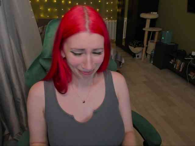 Girlfromanothercity webcam