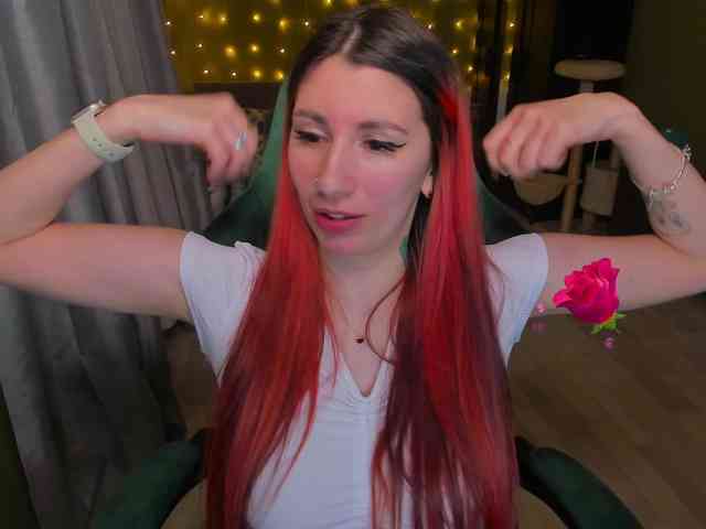 Girlfromanothercity webcam