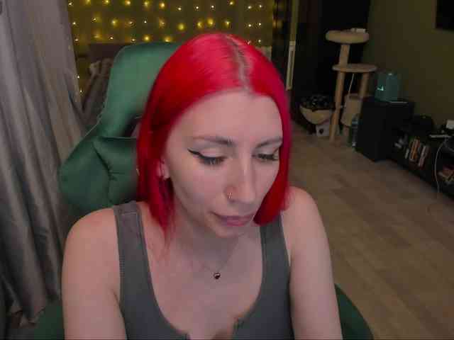 Girlfromanothercity webcam