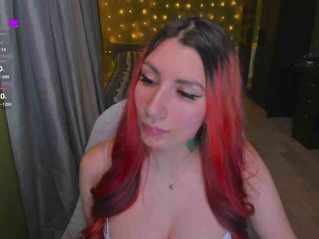 Girlfromanothercity webcam