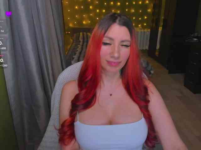 Girlfromanothercity webcam