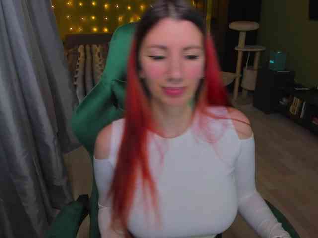 Girlfromanothercity webcam