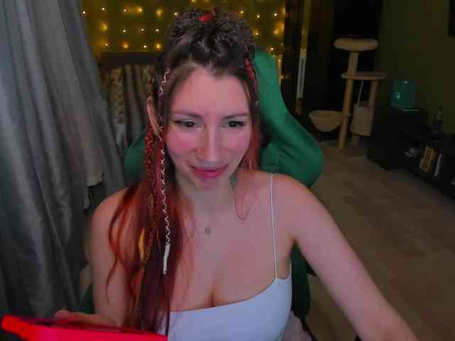 Girlfromanothercity webcam