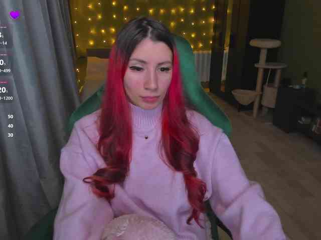 Girlfromanothercity webcam